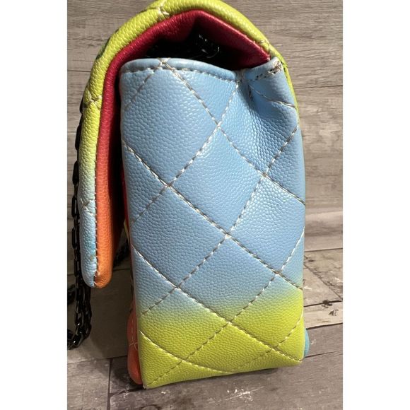 Graffiti Quilted PurseāColorful 10ā - Picture 7 of 14